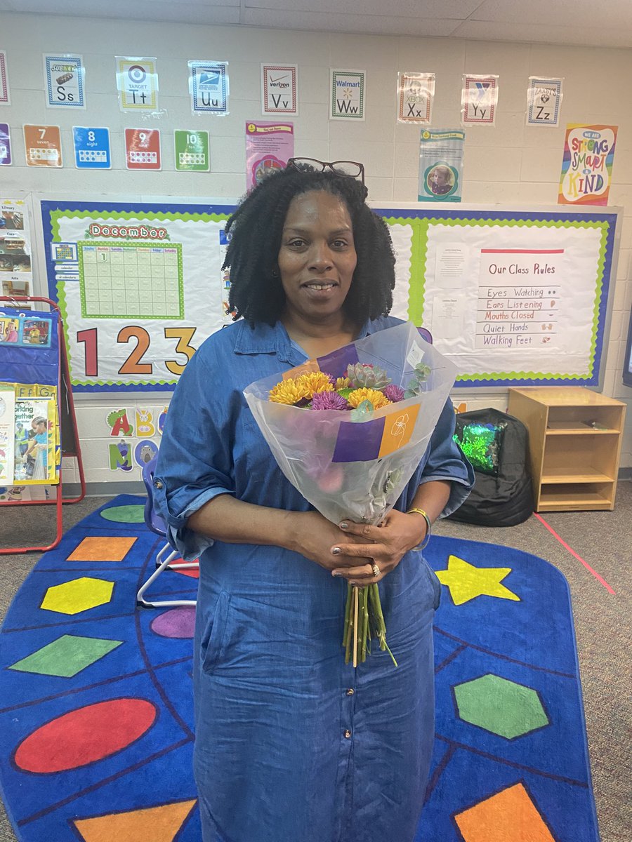 Congrats to Ms. S. Bennett for leveling up on her certification track! Kudos to you for mastering your  certification level! <a href="/Stephanie1Gregg/">Stephanie Gregg</a> <a href="/EllJayDee_AP/">Lesllie Dowling</a> <a href="/SumterSCSchools/">Sumter School Dist.</a> <a href="/DrShirleyGamble/">Dr. Shirley Gamble</a>