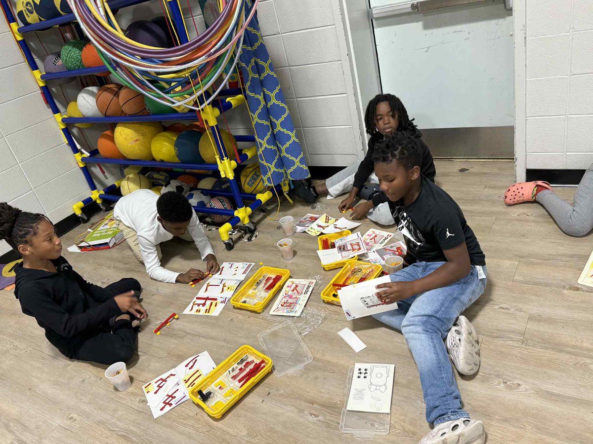 Today's "Zero Referral" PBIS celebration was a Lego party! What fun our scholars had! <a href="/Stephanie1Gregg/">Stephanie Gregg</a> <a href="/EllJayDee_AP/">Lesllie Dowling</a> <a href="/DrShirleyGamble/">Dr. Shirley Gamble</a> <a href="/SumterSCSchools/">Sumter School Dist.</a>