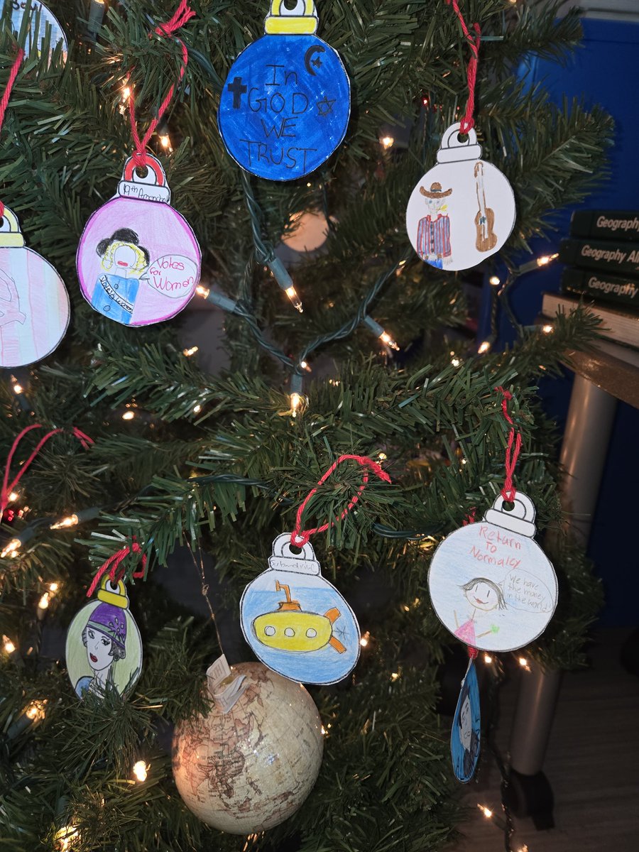 Oh history tree, oh history tree- how lovely are your branches! Friday fun with my kids making US History related ornaments for some holiday cheer to come back to in December 🌲🎅 #historyclass #holidays #fridayfun
