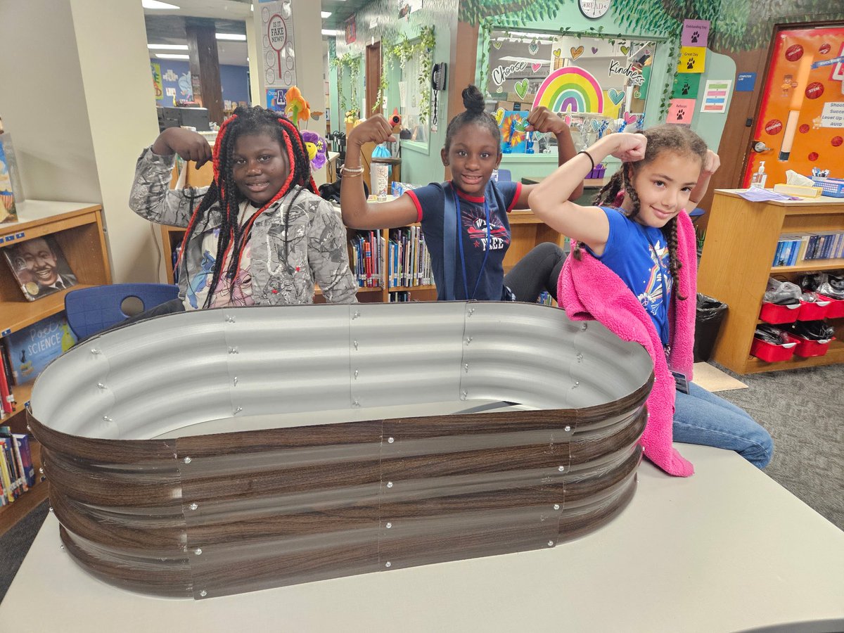 The Garden Club met today to take care of the new plants, build a new vegetable bed, organize the seeds, and research winter crops to plant.  <a href="/Stephanie1Gregg/">Stephanie Gregg</a> <a href="/EllJayDee_AP/">Lesllie Dowling</a> <a href="/SumterSCSchools/">Sumter School Dist.</a> <a href="/DrShirleyGamble/">Dr. Shirley Gamble</a>