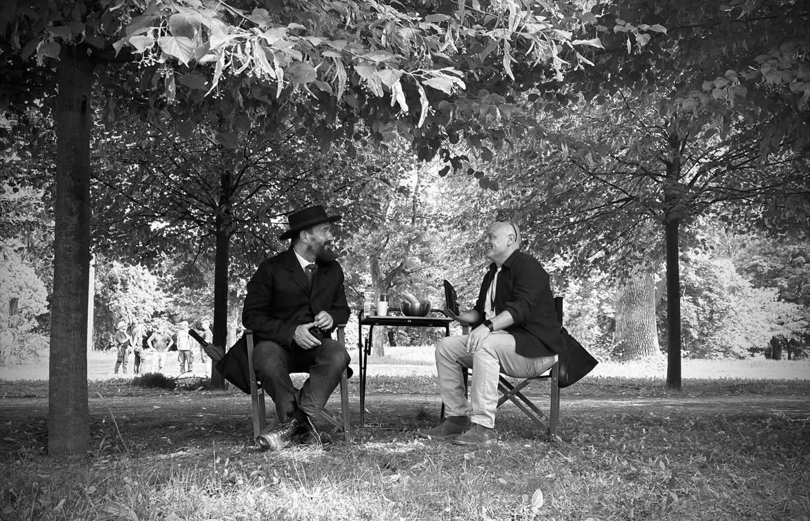 MacfadyenDaily's tweet image. Matthew Macfadyen Behind the scenes of Death By Lightning.

Via: Mike Makowsky

#matthewmacfadyen