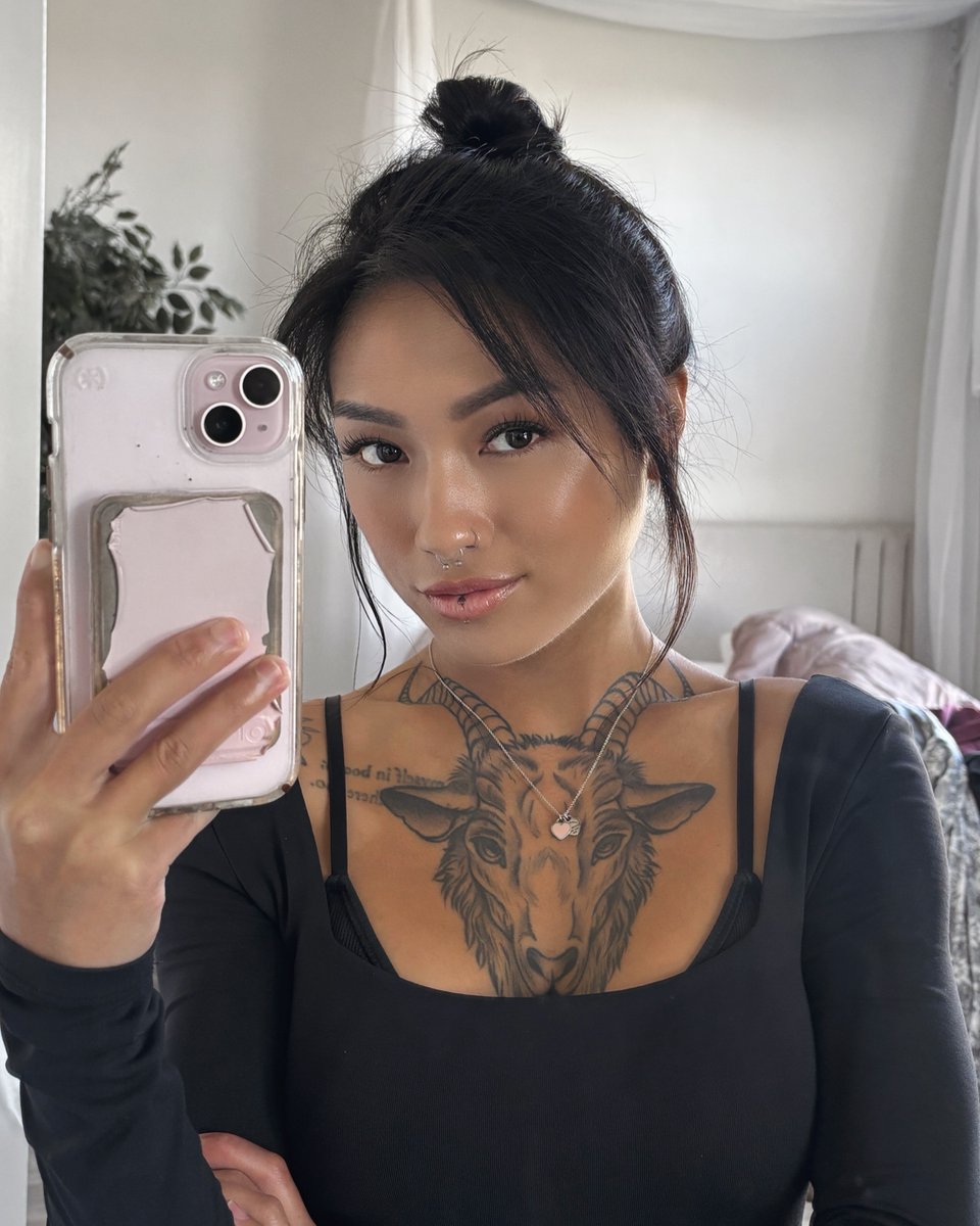 bri tweet media