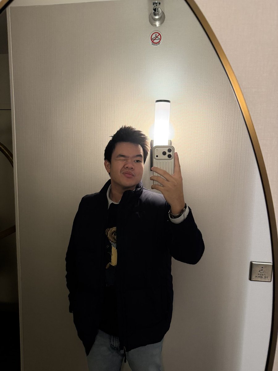 cttieu's tweet image. Selfies