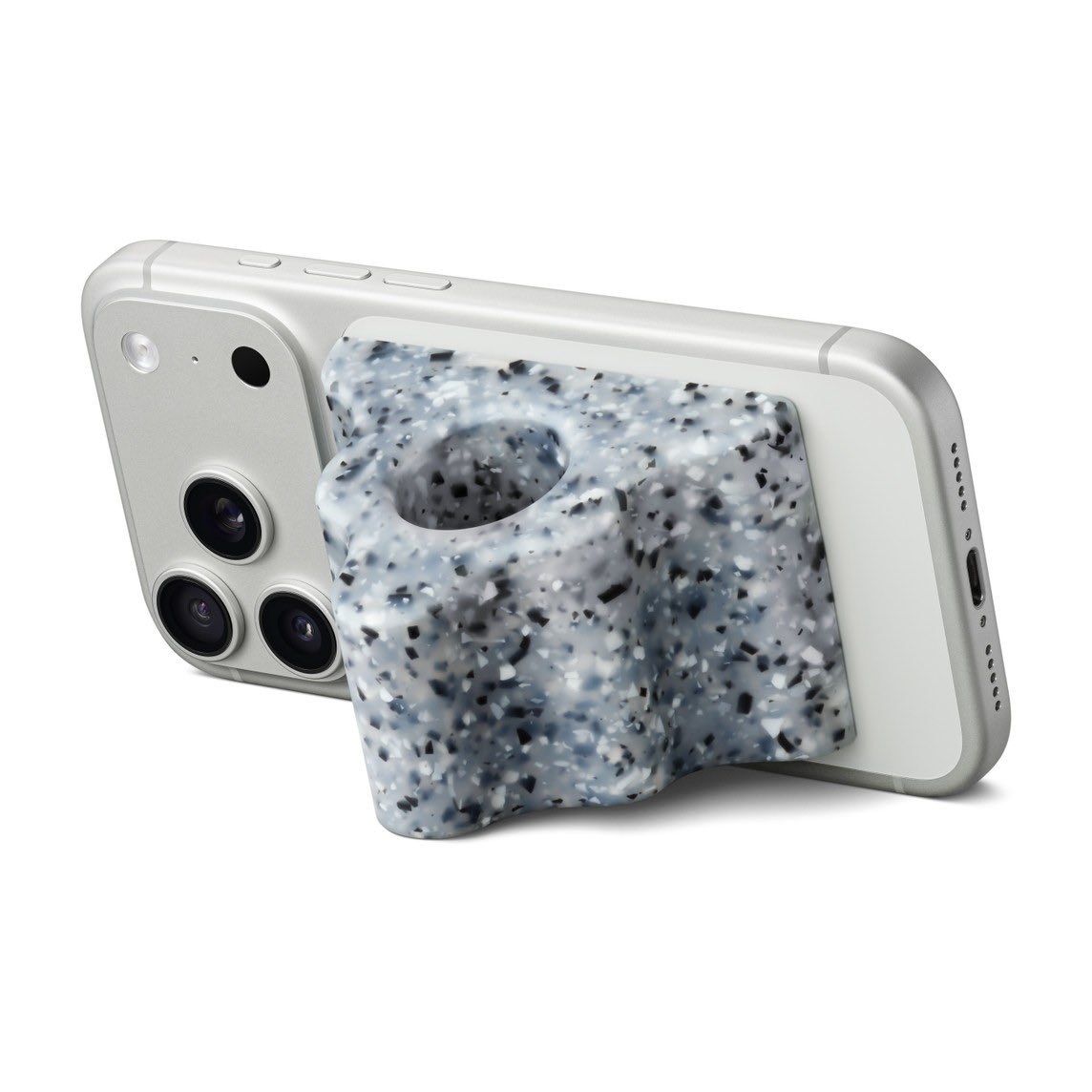 Cartidise's tweet image. tf is Apple making nowadays bro😭

this is $69

first that $230 sock, and now this