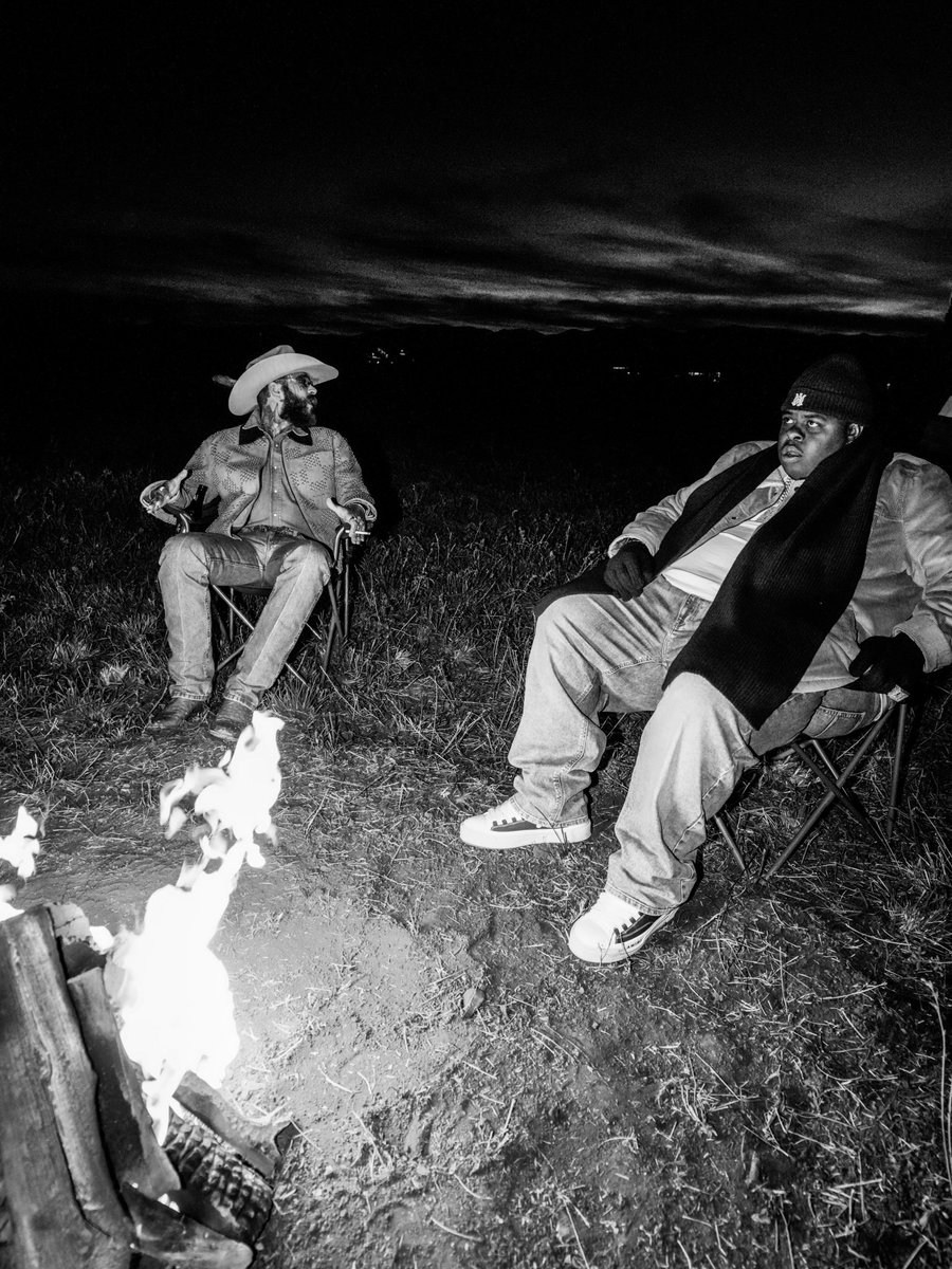 ExtraPosty's tweet image. Cold music video out now! 🏞️