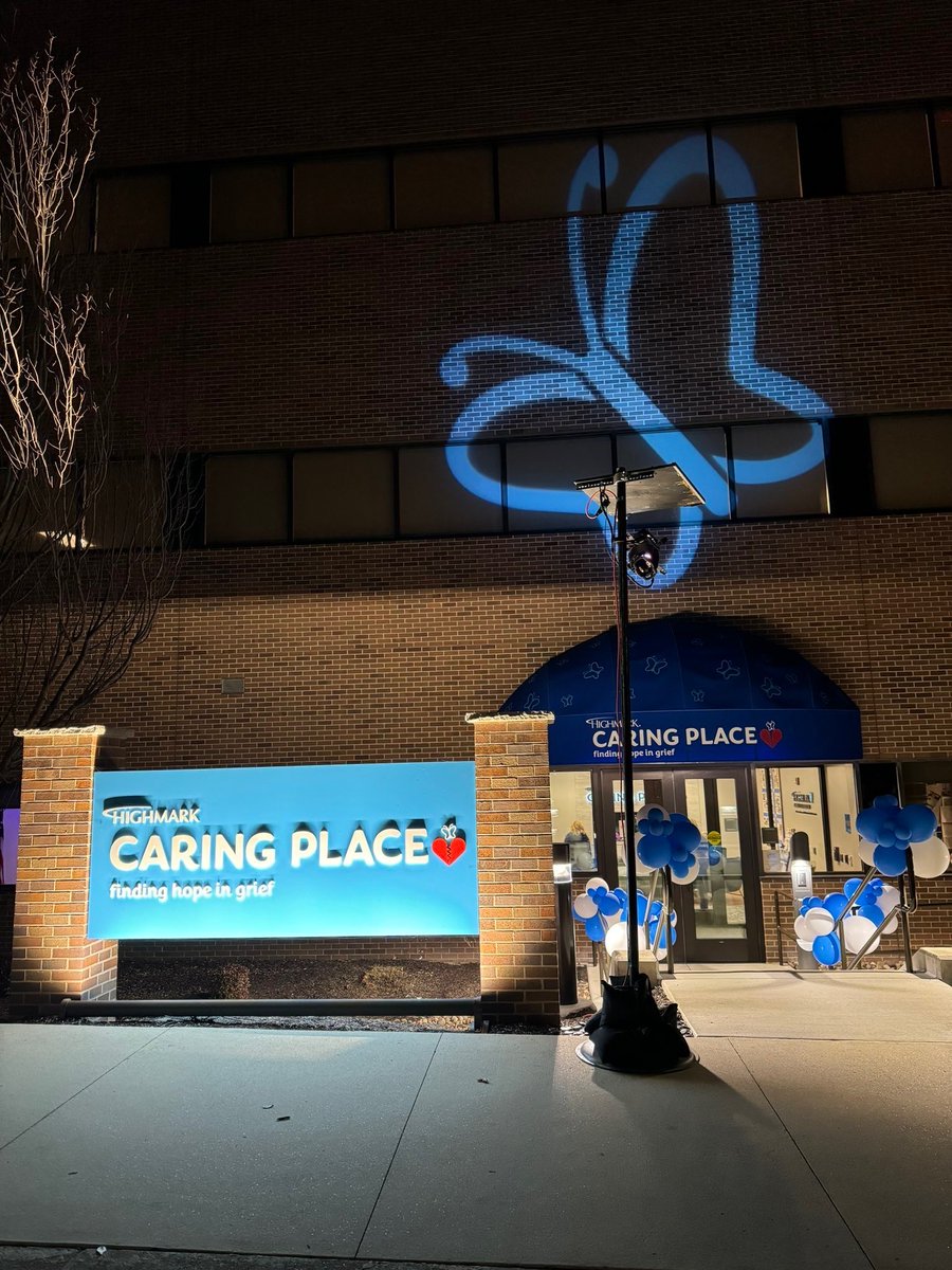 RepDelozier's tweet image. On Nov. 20, Highmark Caring Place annual open house for Children’s Grief Awareness Day. As a board member I have attended to support the great work they are doing for children in our community. We are lucky to have free resources ready to step in to support a child in need.