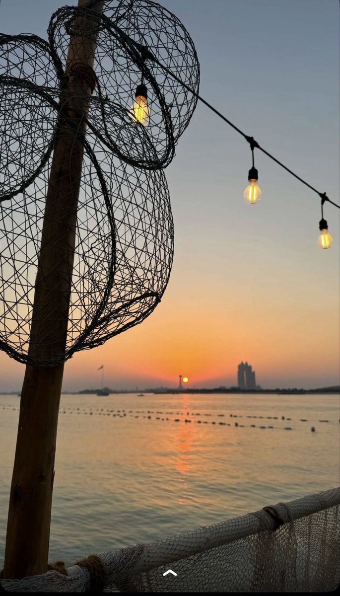 hudasm__'s tweet image. '

أنْ لفِيت بْـ وَصلةٍ مِنْكُم 
بعت كلْ الْكُون لِرْضَاكُم💜