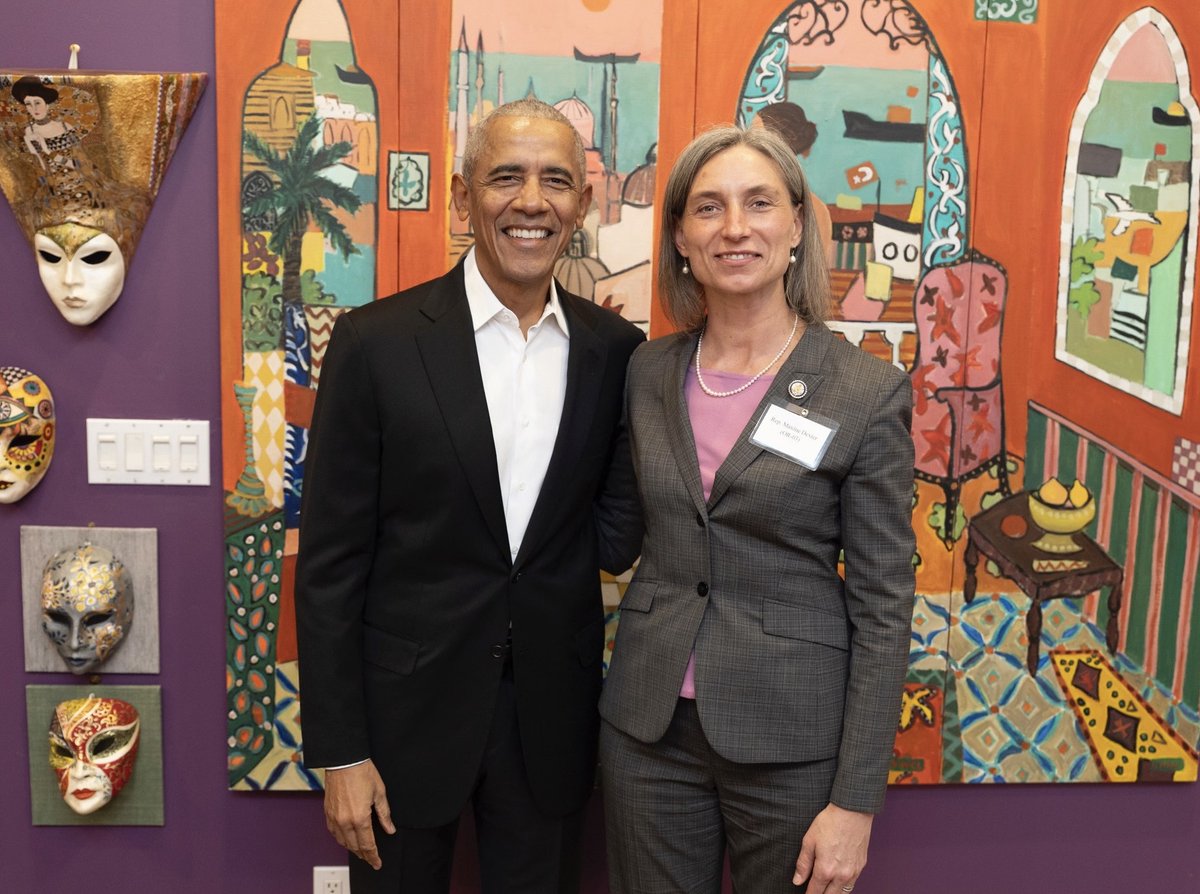 RepDexterOR's tweet image. I had the immense privilege of joining President Barack Obama in a conversation with the Democratic freshman class of House lawmakers this week.

He reminded us that hope is a discipline. We can’t give in to cynicism, even when the fight seems impossible. Our mission is to get up…