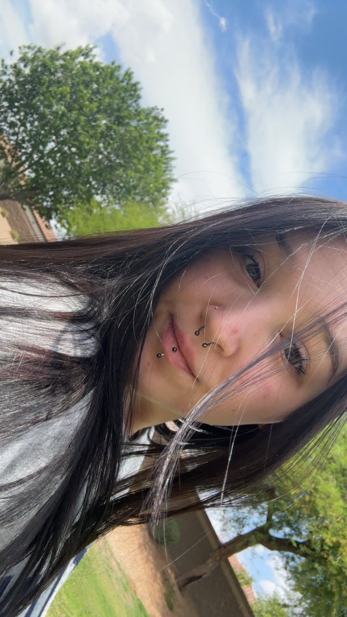 woahitsbailee00's tweet image. the icon                                        the user