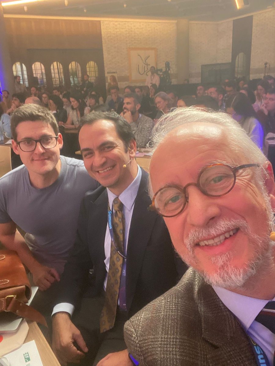 Thanks to @argaizr for giving me major FOMO!! but at least I got to join the photos virtually 😅
#POCUSsummit #Nephrology