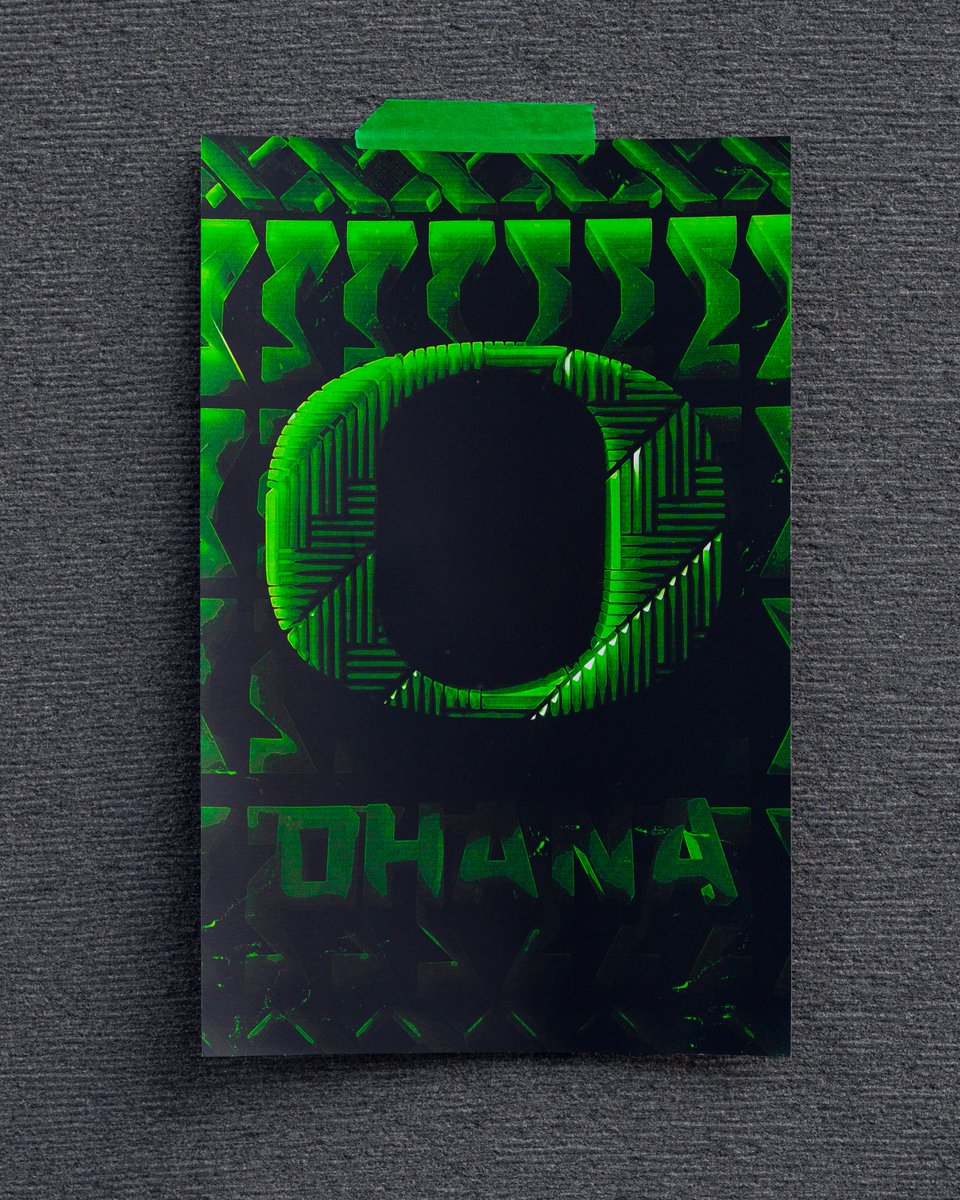 GoDucks's tweet photo. Ohana.

Limited edition poster for the 🐐 @motiv8foundation. Available to the first 400 fans at @collegegameday on Saturday. #GoDucks https://t.co/2NmDDvJyAf
