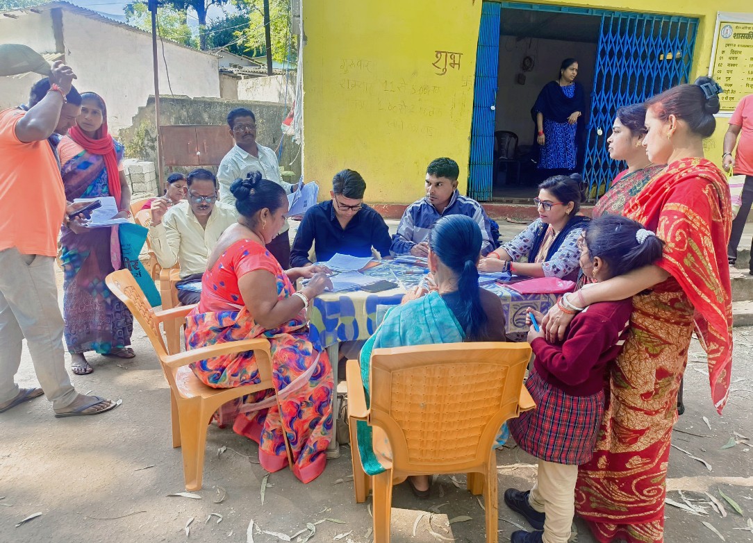 Pushpay94024047's tweet image. वार्ड नं 15/16/13
भाग संख्या _125
Total offline SIR FORM _60

नेट समस्या होने के कारण ऑनलाइन शो नहीं कर रहा है। (Blo sir के अनुसार)_____

@narendramodi @KiranDeoBJP @vishnudsai #sirform #allindia #pushpasingh #viralpost