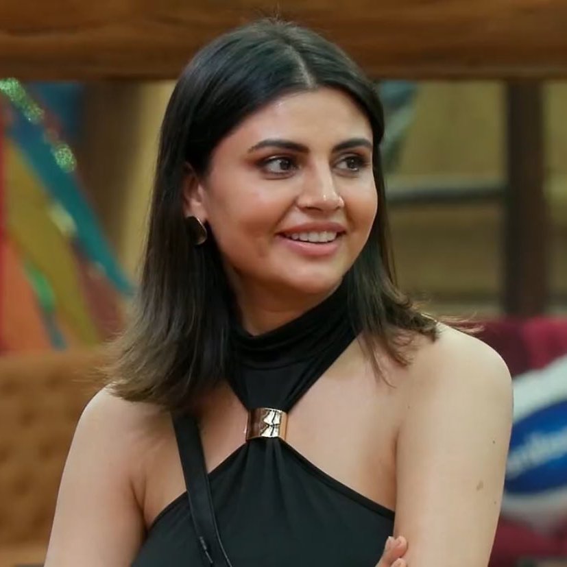 Natural Beauty! 😍🥰

#MaltiChahar #BiggBoss19
