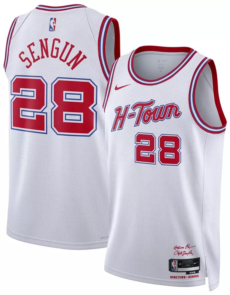 BiasedHouston's tweet image. ROCKETS JERSEY GIVEAWAY 🚀

HOW TO ENTER:
- Like and retweet this post
- Follow @BiasedHouston @jgrizzzyy 
- Comment which players jersey you want

WINNER WILL BE SELECTED ON 11/28 ‼️