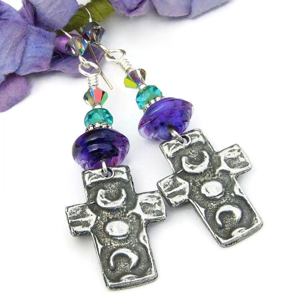 ShadowDogDesign's tweet image. Symbolic Rustic Pewter #Crosses &amp;amp; #Moons Dangle #Earrings w/ Glass &amp;amp; Swarovski Crystal Accents!   via @ShadowDogDesign #ShopSmall #ChristmasGift #CrossEarrings      bit.ly/MoonCrosses