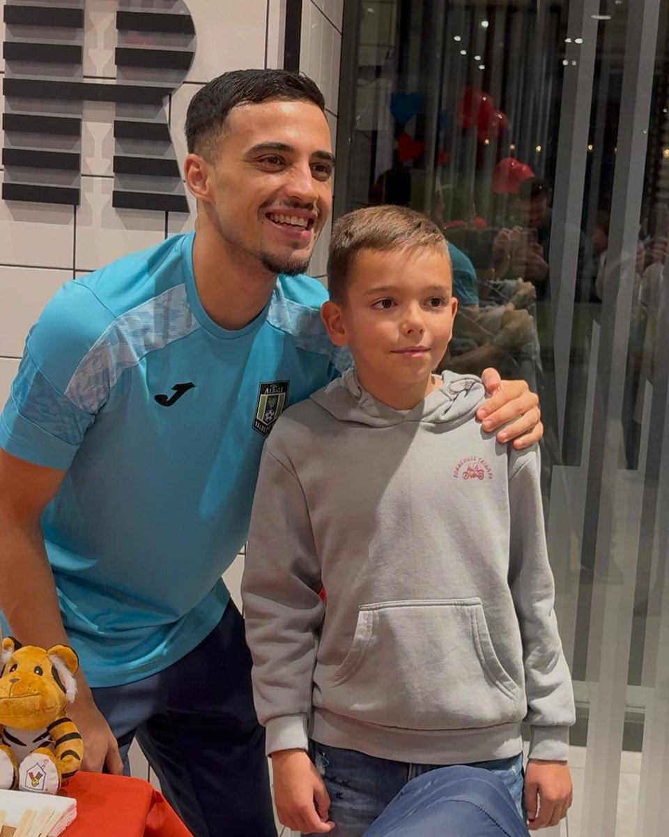 Viña Albali Valdepeñas tweet media