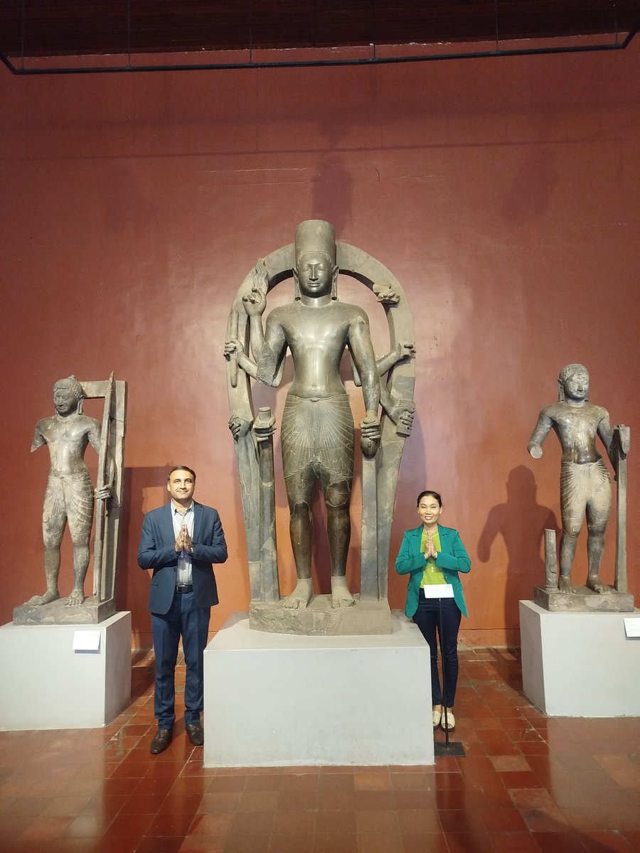 AkifGujjar9's tweet photo. Thanks to the Cambodia Management, for arranging such a fantastic series of site visits to the Royal Palace, museums, Canadia Bank, Vital organizat., Central Market, Night Market, and the casino have offered an incredible insight into Cambodia's rich culture and dynamic economy. https://t.co/OlIr6bTkEl
