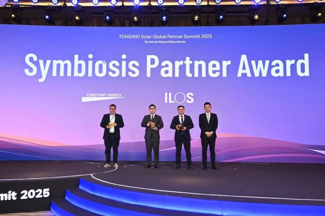 FestilaOvidiu's tweet image. &quot;[.]Conference Succe[.]&quot;(sourceofthiswrittenmaterial andphotosfromthispost➡️site en.tongwei.com)🙂☀️👏👏👏👍👍👍,🟢 #SymbiosisBeyondBoundaries #TongweiSolar 🥇 #TheTongwei_WWFCooperationProgram ✌️, #GlobalSolarCouncil , #TW_G12SystemEcosystemWhitePaper 🟢 @Tongwei_Solar