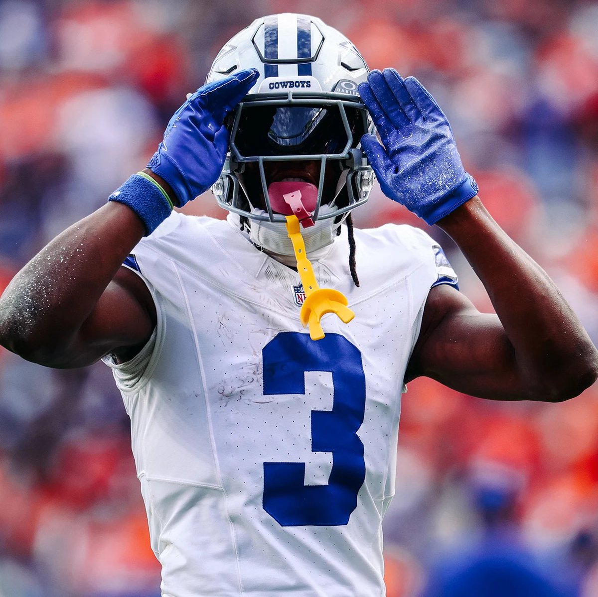 Brandoniswrite's tweet photo. #Cowboys George Pickens wrote an article, co-edited by his Mom, with @PlayersTribune about his journey in football to Dallas.

Pickens says landing with the Cowboys “was already written”:

“My mom has this picture of me from when I was a kid, and I think it might be her favorite. I had just finished a Pee-Wee football game, and I’m knocked out in the backseat of her car. Full pads, helmet still on… completely gone. I didn’t even have the strength to take it off. I left everything on the field.

And guess what team I was playing for back then, by the way? You already know.

All this was written. 

The Eastlake Cowboys. I was born for Showtime, bro.” 

Full article: https://t.co/EXRtHi7MGe