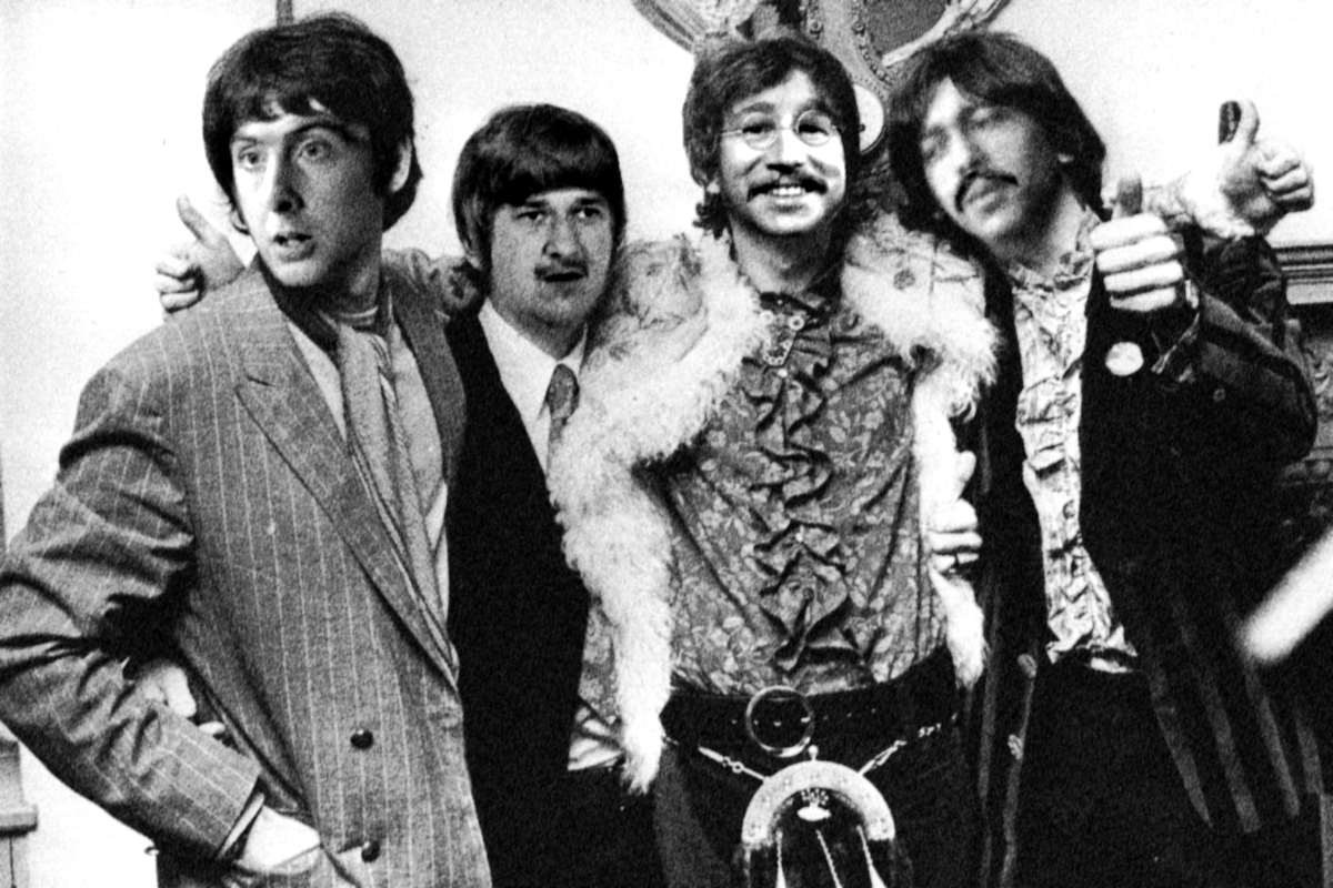 FredIsSwagger's tweet image. Who the hell are the beatles anyways