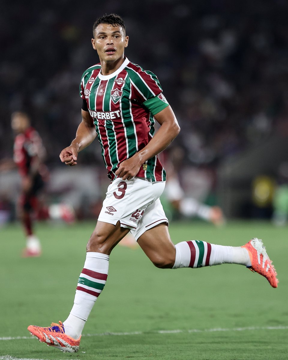 futebol_info's tweet image. ⚠️ Agora!

Fluminense não terá Thiago Silva e Lucho Acosta no jogo contra o Palmeiras, amanhã, no Allianz Parque.

O zagueiro e o meia-atacante estão com desgaste físico e serão poupados por causa do gramado sintético.

Ganso também não foi relacionado.

🗞 @geglobo…