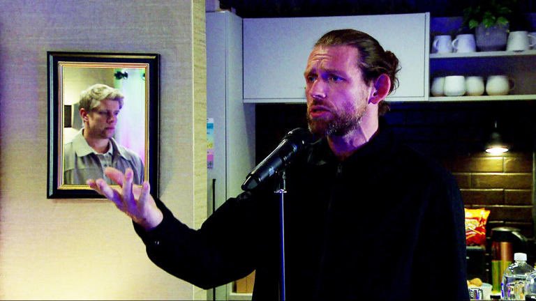 Just found out Emmerdale are trying to get Chris Coghill to sign a permanent contract so this is my plea for him to give us more of Ar Kev! Maybe he’ll become a robroner himself stranger things have happened #Emmerdale