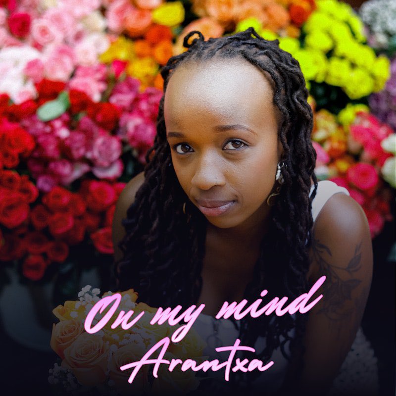 Aranjezz's tweet image. Visualizer Out Now!! Link in Bio💕💕💕Chezeni kama nyinyi