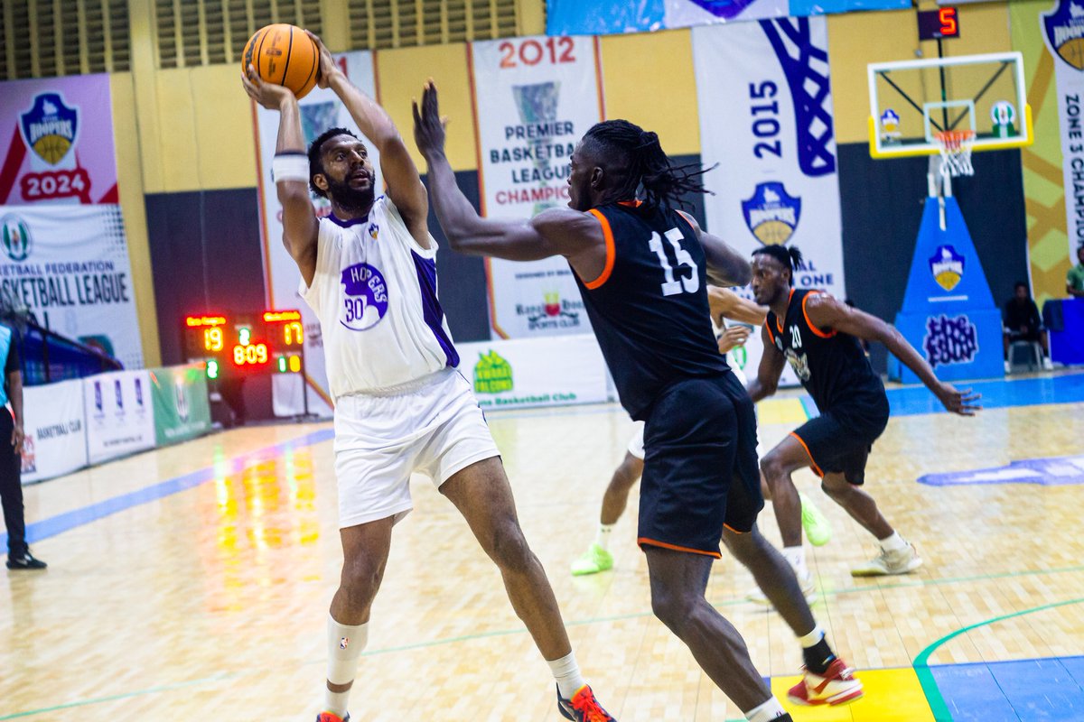 RiversHoopers's tweet image. Action pictures from the first half.
#NPBLFinal4