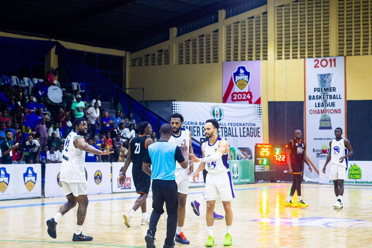 RiversHoopers's tweet image. Action pictures from the first half.
#NPBLFinal4