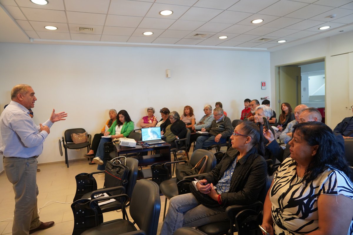 SSaludAtacama's tweet image. Participación Ciudadana 2025 📢

Se realizó la última reunión del Consejo de la Sociedad Civil ( COSOC) del año con representantes de establecimientos de salud y organizaciones sociales de la región.

Temas destacados:
🏥 Balance gestión 2025 por relatado por el Director del SS