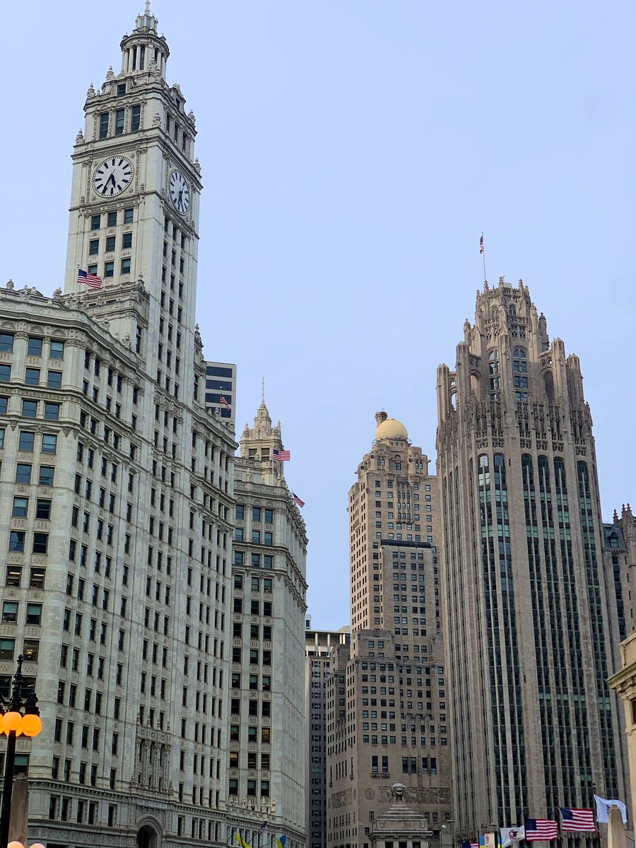 north0fnorth's tweet image. i see this on like a daily basis