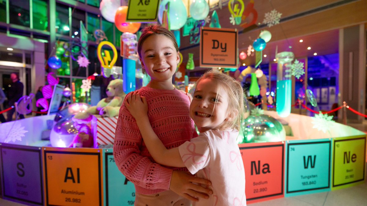 TELUS_Spark's tweet image. ✨ WEEKEND VIBE CHECK: COZY + CREATIVE + A LITTLE SCIENCE CHAOS = MERRY &amp;amp; MATTER AT SPARK! ✨

Twinkly lights ✔️
Hands-on science ✔️
New Infinity Dome show ✔️
Festive serotonin ✔️

Bring a cozy sweater and let Spark fuel that holiday mood. ❄️🧪💙

#YYCevents #Calgary #YYC