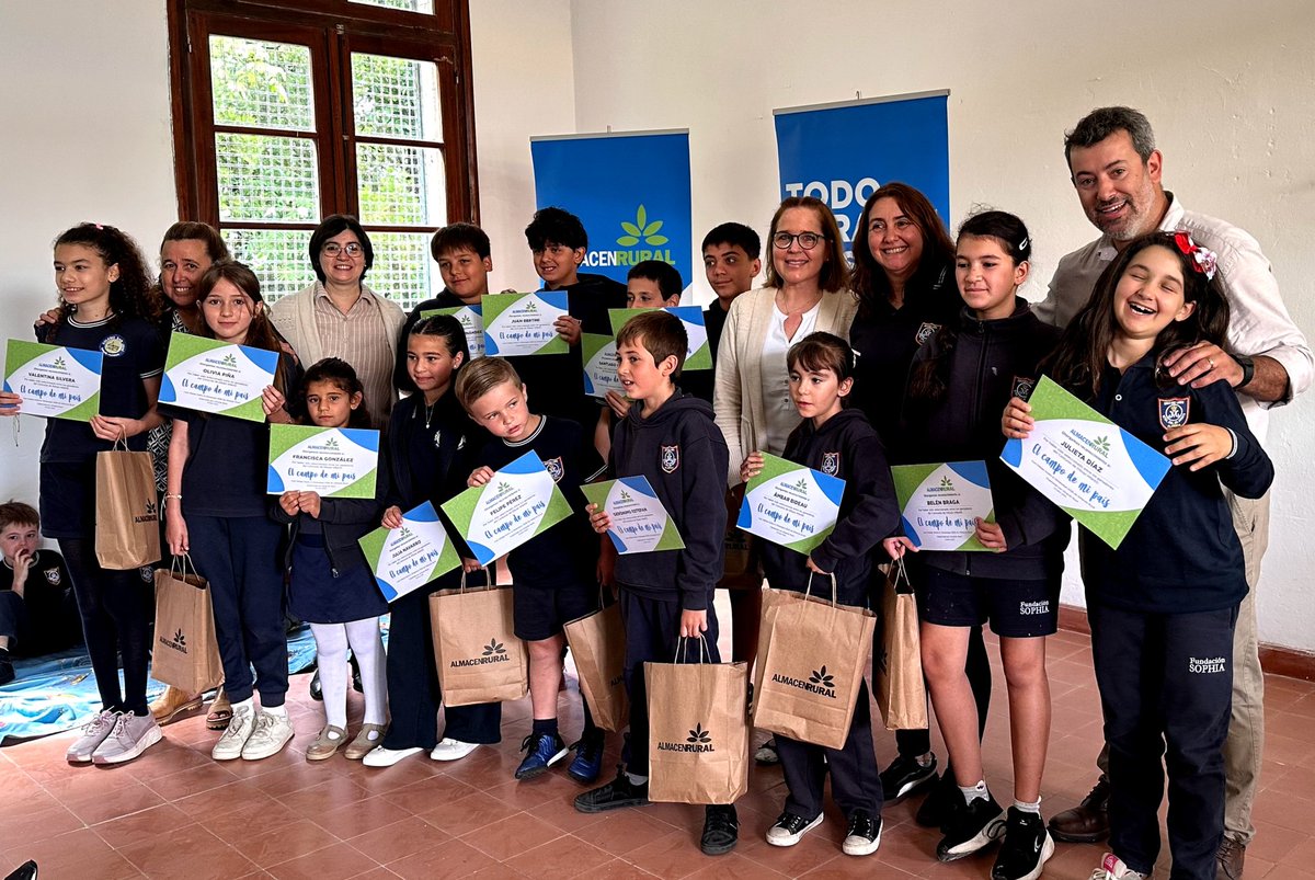 Almacén Rural tweet media