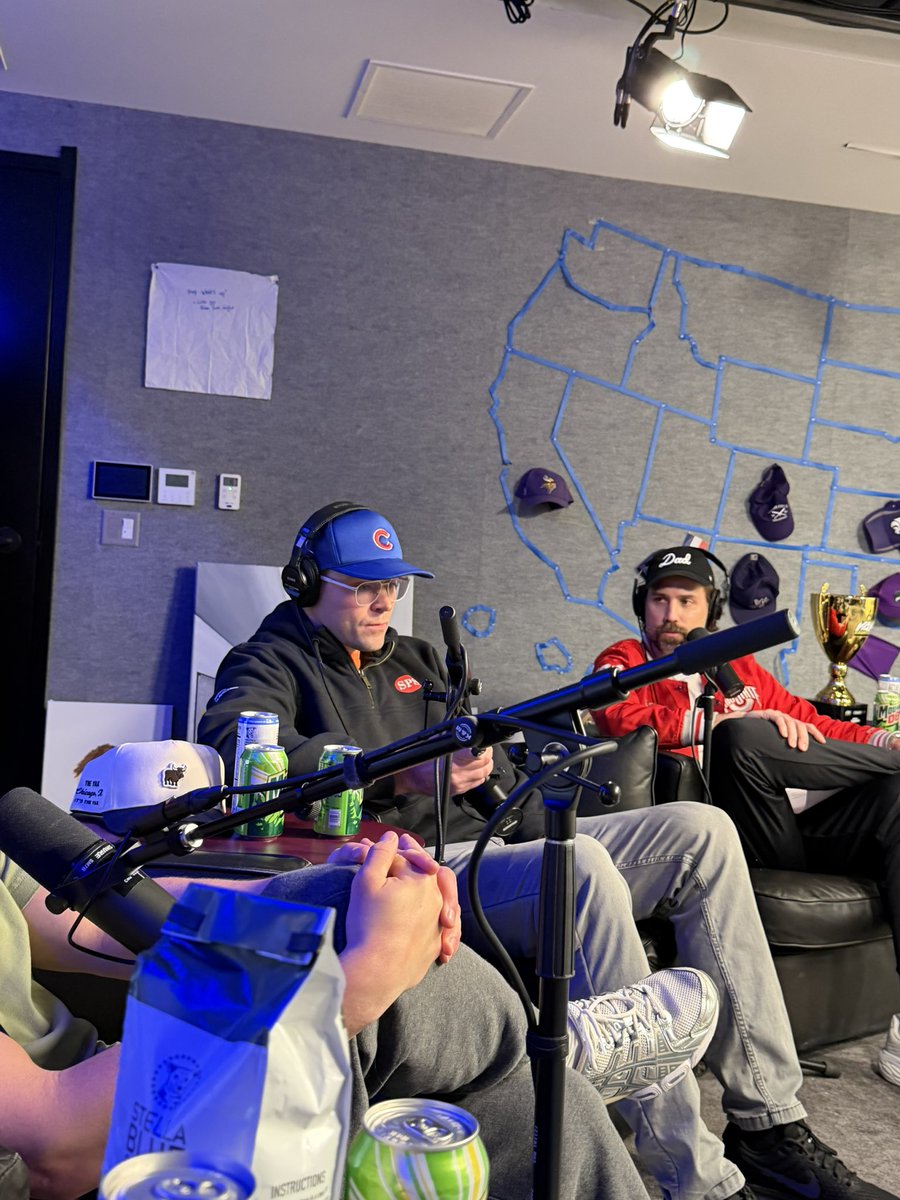 BarstoolBigCat's tweet image. We’ve got Doitsche here 

youtube.com/live/EmS5-iCGK…