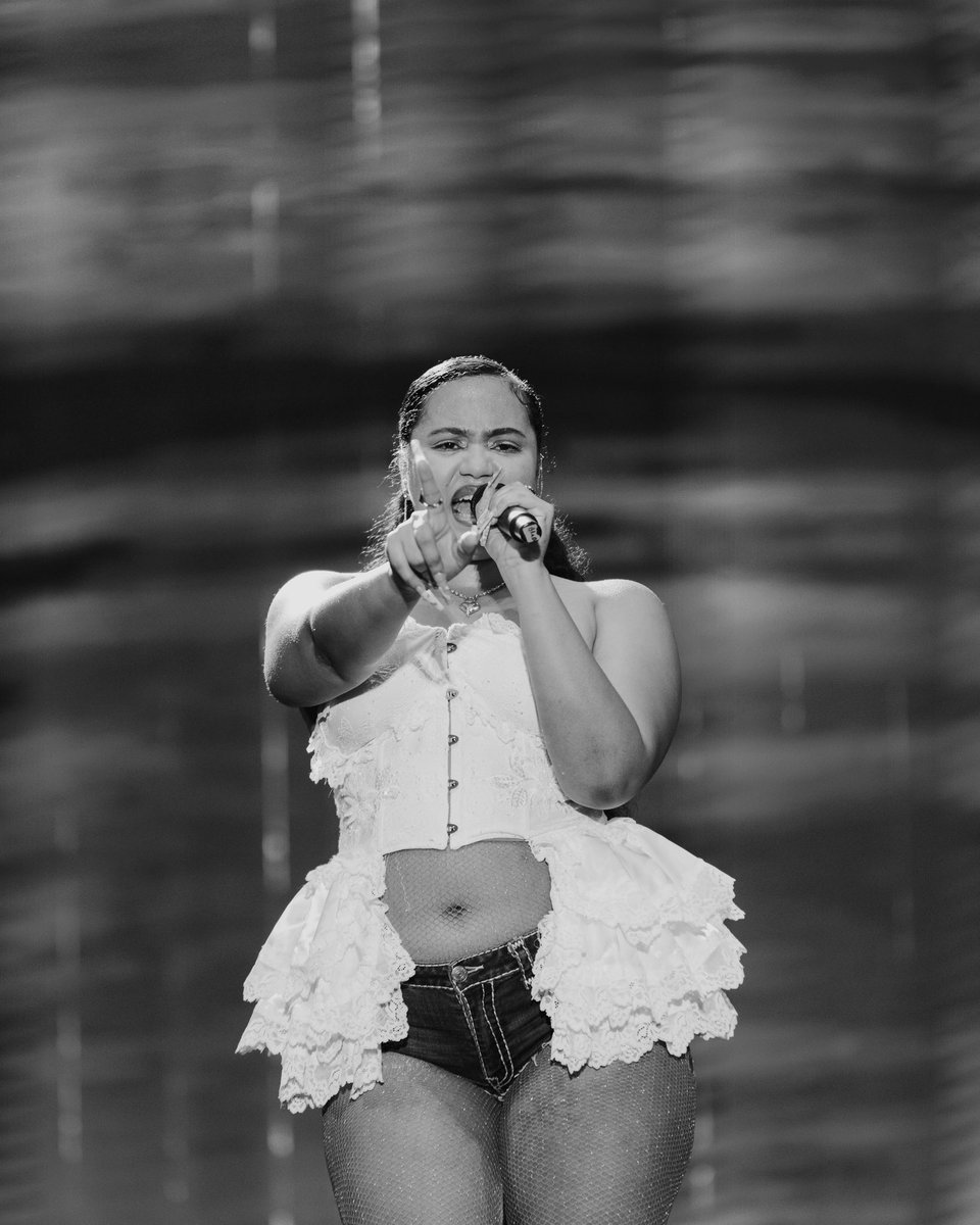 odontiphotog's tweet image. BADDIE @moliymusic 

Cc @tidalravefest 
Documented by Kwasi Odonti 
© 2025 KWASI ODONTI 
All Rights Reserved.