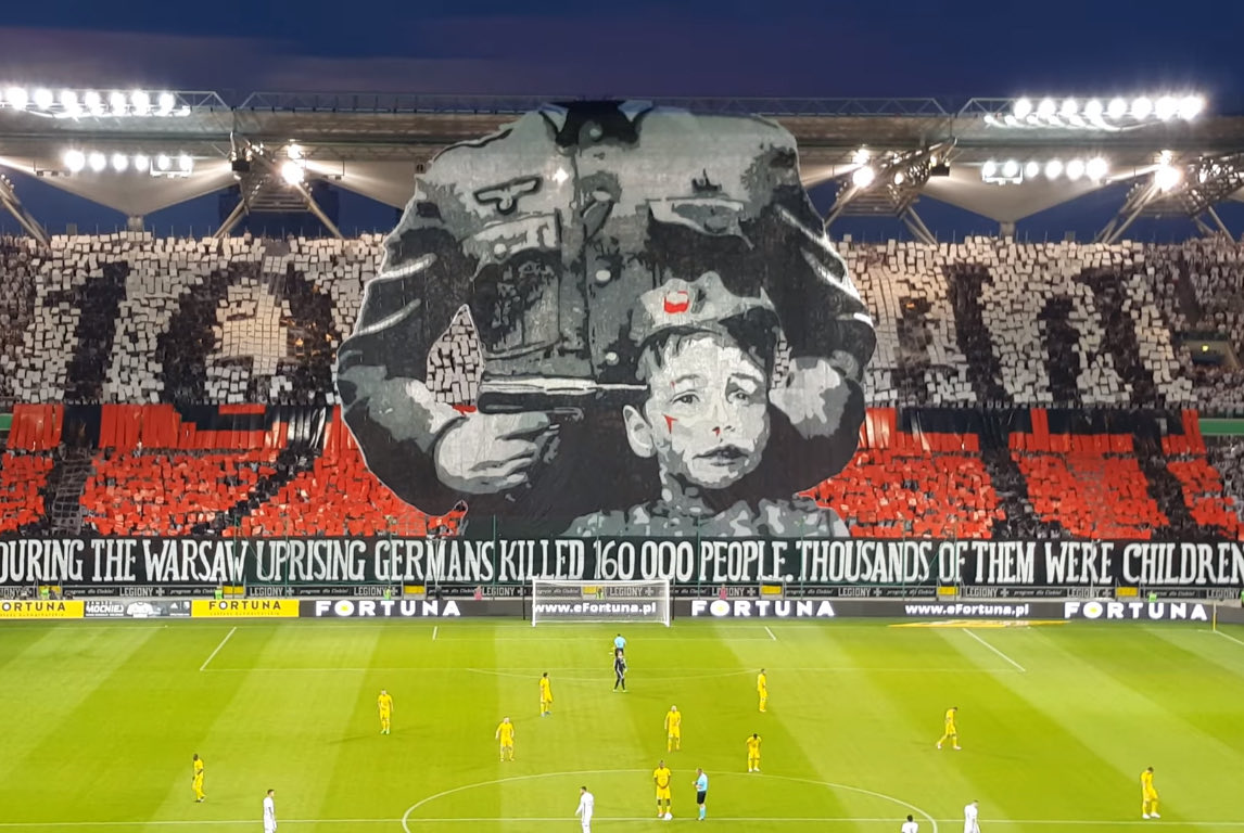 Legia Warszawa została ukarana karą 35 tys euro za oprawę przypominającą o niemieckich zbrodniach.

Dziś Maccabi otrzymało karę 30 tys euro za transparenty nazywające Polaków mordercami.

JEBAĆ UEFA.
Nawet nie wiem jak to komentować.