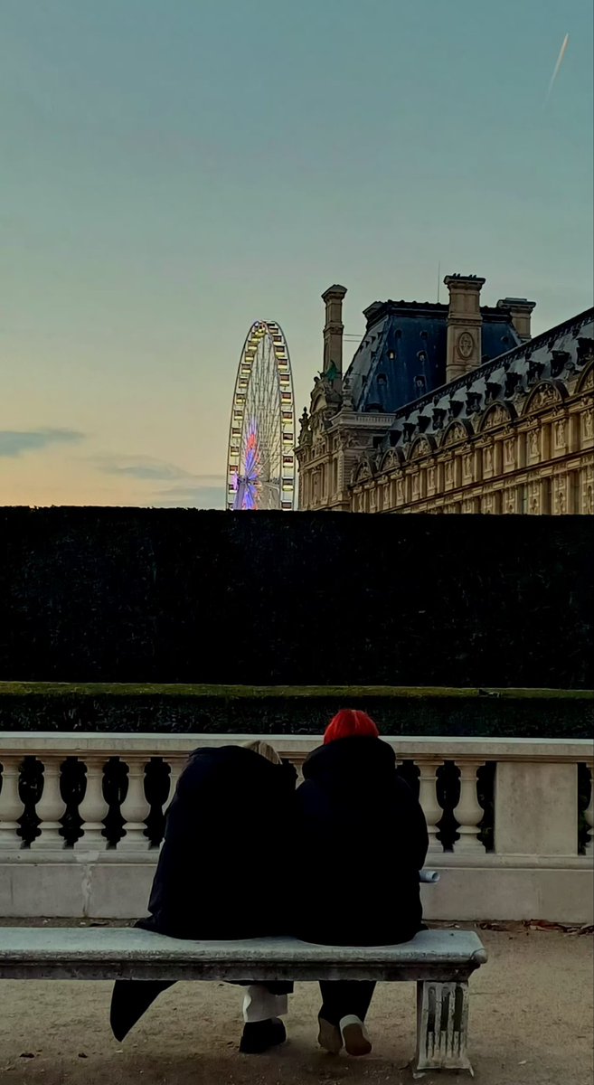 alex_thd24's tweet image. La ville de l&apos;amour apparemment