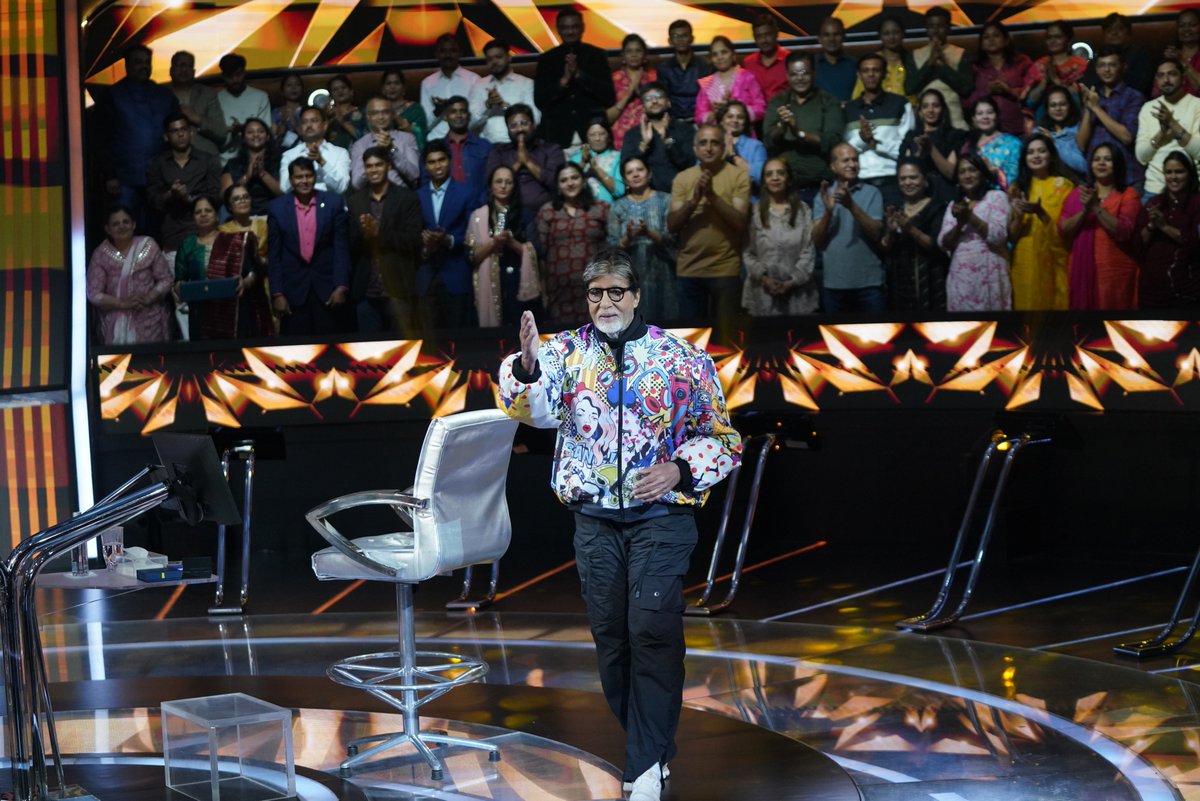 SrBachchan's tweet image. T 5572 - जनता जनार्दन  !