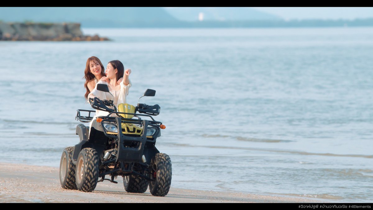 4elementsGL's tweet image. “น้องโรสเห็นตรงนู้นมั๊ยคะ… นั่นไง อนาคตของเรา”

โอ้โห นี่ไม่ใช่แค่หวานธรรมดาแล้วนะคะ
นี่มันโรแมนติกระดับลูกเขยของเจ๊เค้าน่าจะพร้อมแต่งงานแล้วววว! 🤣💘🌹

สองคนนี้อย่ามองกันหวานเกินไปได้มั๊ยคะ เจ๊เขินจนจะหายใจไม่ทันแล้วววว

ทีมเรือ พี่ดิน-น้องโรส พร้อมค่ะ!!! กรี๊ดดดดดดดดดดดด…