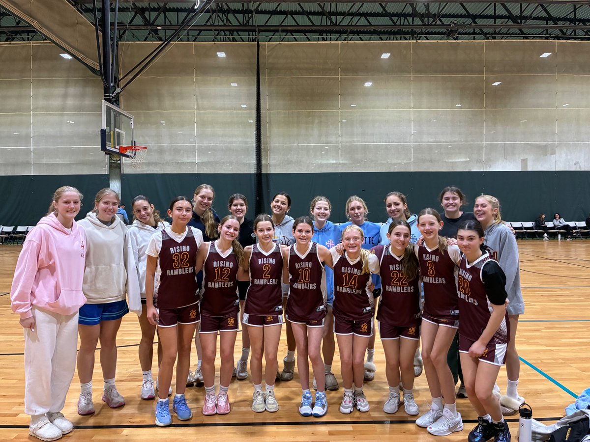 LAGirlsHoops's tweet image. 🏀 Rambler pride on full display! Our varsity team showed up to cheer on the Rising Ramblers — future stars in the making! #HardWorkPaysOff