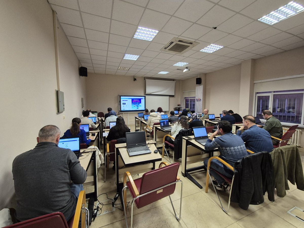 Trabzon İl MEM YEĞİTEK Şubesi olarak 17-21 Kasım 2025 tarihlerinde gerçekleştirdiğimiz ve eğitmenliğini Fatih Projesi Eğitmeni Mehmet Ural'ın yaptığı Yapay Zeka Uygulamaları Kursunu tamamladık.
<a href="/yedamlaci/">Yunus Emre DAMLACI</a> <a href="/mebyegitek/">Yenilik ve Eğitim Teknolojileri Genel Müdürlüğü</a> <a href="/hasan_uygun91/">hasan uygun</a> <a href="/Trabzon_MEM/">Trabzon İl Milli Eğitim Müdürlüğü</a>