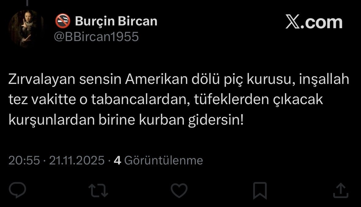Türkiye'de ruhsatsız silahlar, çeteleşme yüzünden bir gün sokakta yürürken kim vurduya gidip haber olacak bize laf ediyor. 🥱 Türkiye'de de silah taşıma ruhsatımız var güzelde bir koleksiyonumuz var gücü yeten gelsin alsın. 🥱 Sen "İmdat! Beni kurtarın!" diye polisi ara biz anca