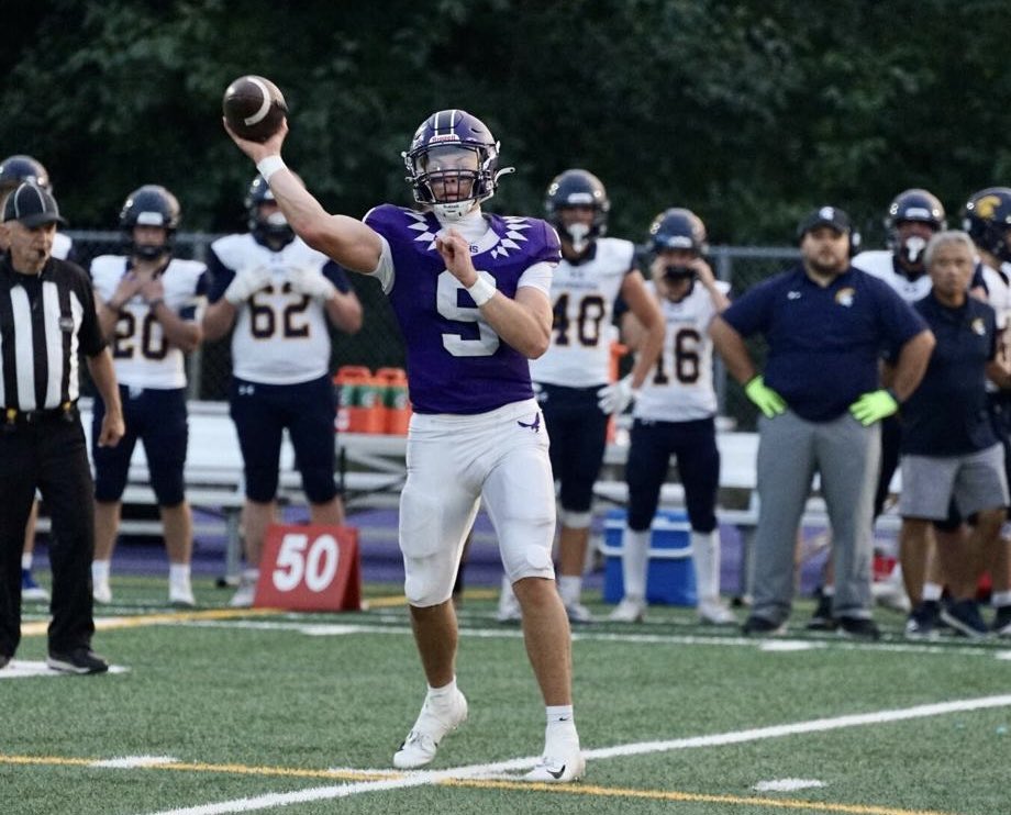 Blessed to receive 1st Team All Conference Qb!
 <a href="/CoachDubuque12/">Tyler Dubuque</a> <a href="/CoachPortz/">Coach Portz 🏈</a> <a href="/Trainervelle/">Lavelle Durant</a> <a href="/BrandonHuffman/">Brandon Huffman</a>