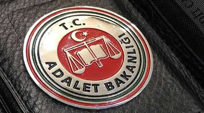 #Adalet Bakanlığı ve #CTE

 5 bin personel alımı daha yapacak: 
Zabıt katibi, İKM, güvenlik, mübaşir...