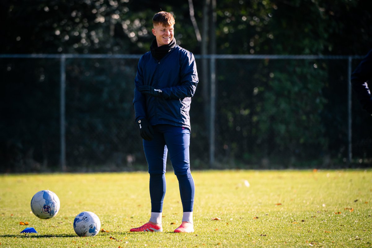 telstar1963nv's tweet image. MD-2! Iemand nog verzoekjes voor trainingsfoto&apos;s van vandaag? 😎

#WitteLeeuwen #TELutr