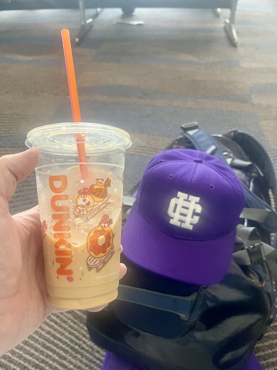 Shipping up to Boston to watch <a href="/HCrossFB/">Holy Cross Football</a> hammer the Hoyas at Fenway Park. #GoCrossGo