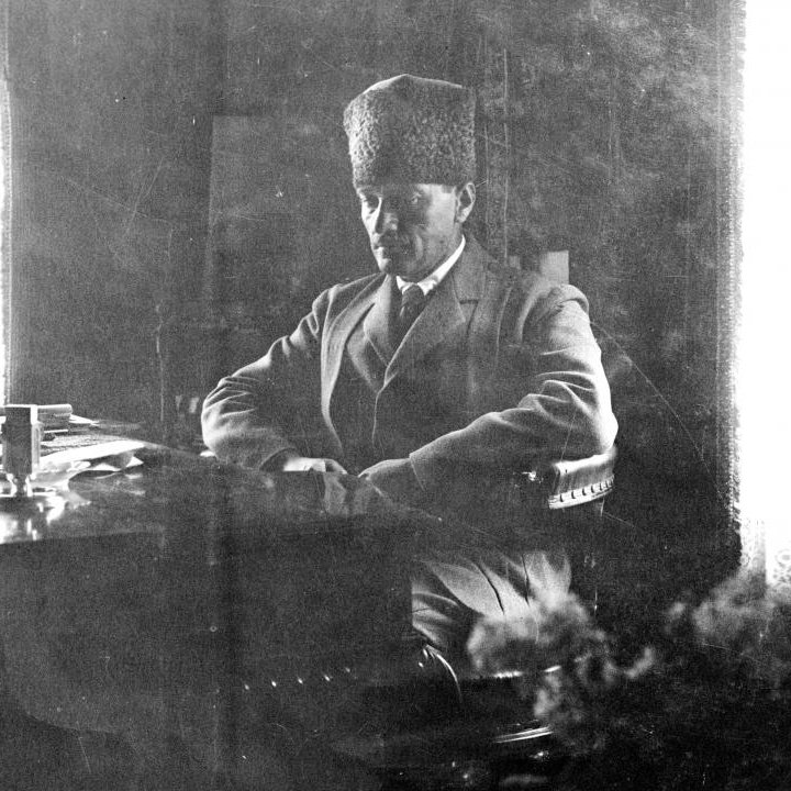 "Bunalıyorum çocuk, büyük bir acı içinde bunalıyorum."