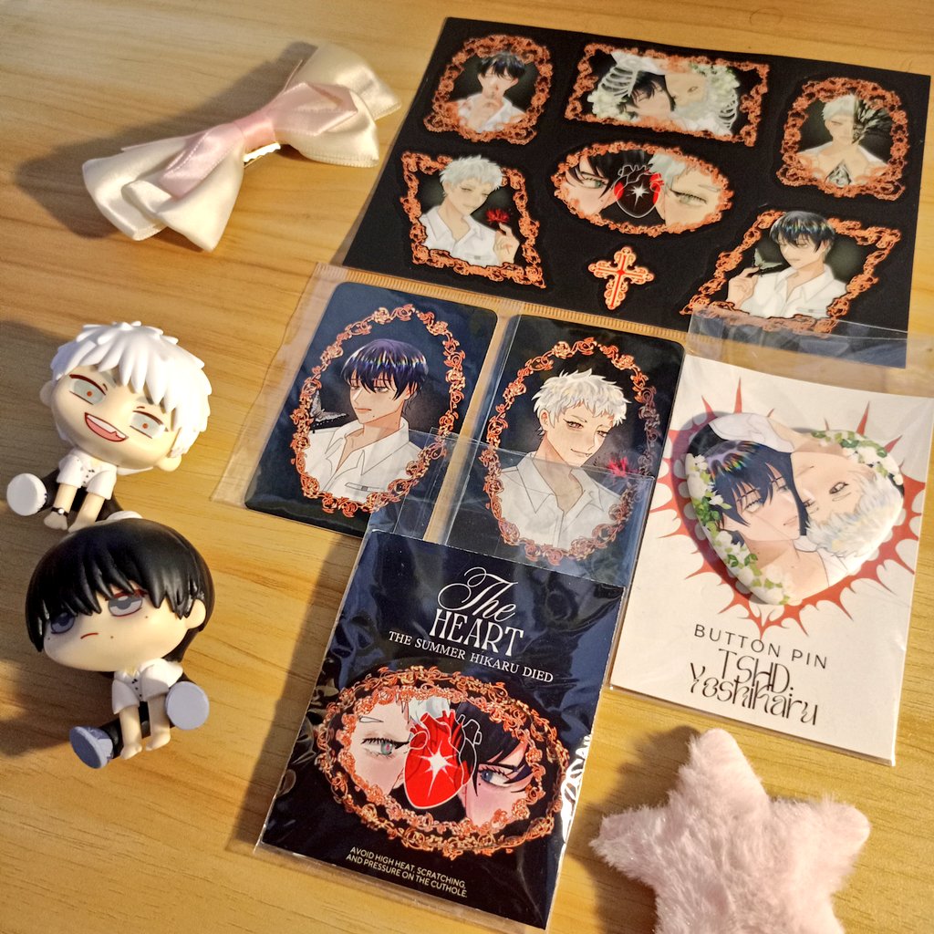 oh how i love adult money and i can support ph artists here for buying their scrumptious arts and merch's. the way i got flustered and blushing when i received this in mail >////< oh yoshikaru you make me so ill /pos.

i will go to war for them on how gorgeous these are. tysm < 3
