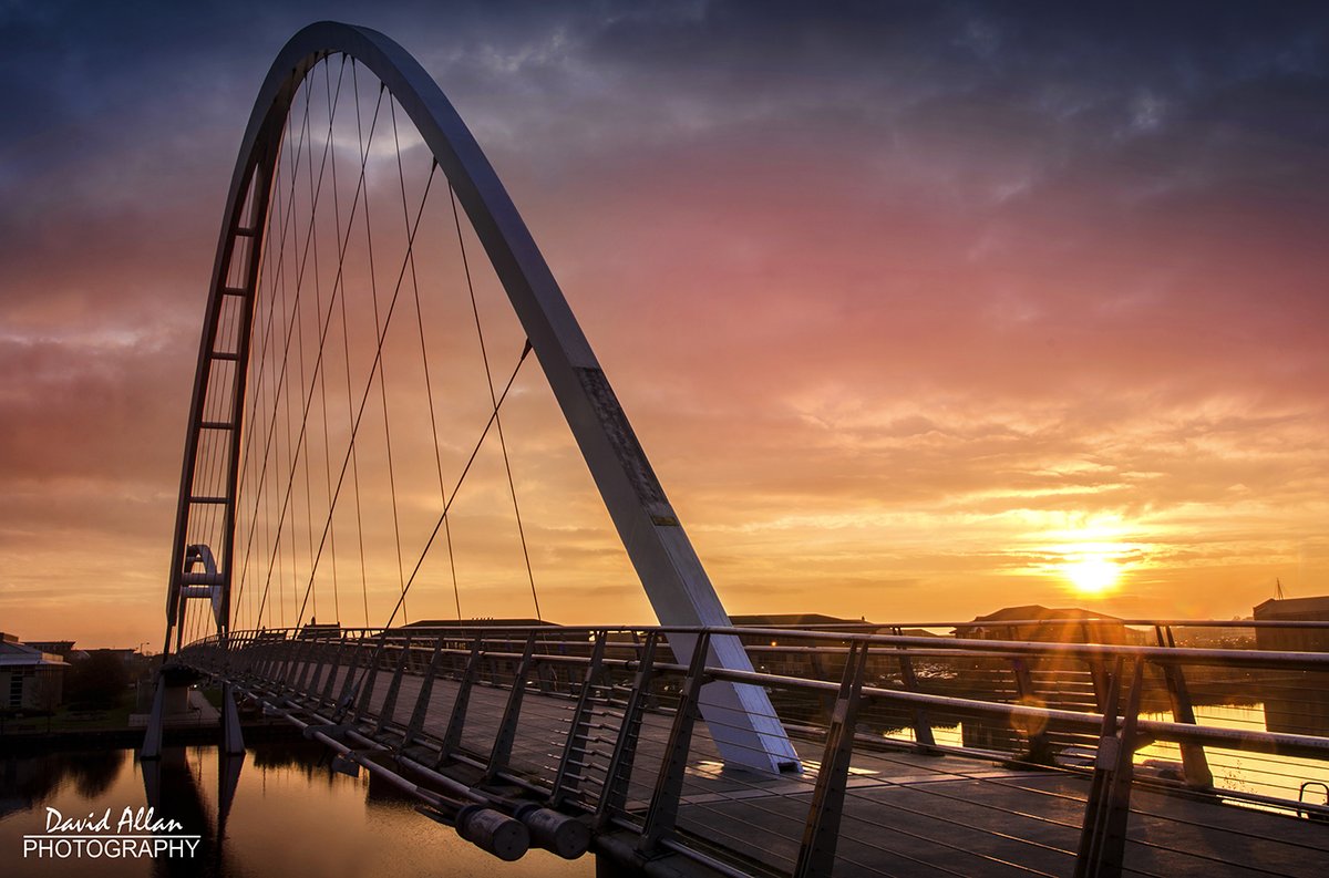 davidm_allan's tweet image. Spanning the River Tees at Stockton in NE England, the public pedestrian/cycle crossing known as &apos;Infinity Bridge&apos; is a great place to catch a sunset composition at this time of the year. #england #teesside #durham #sunset #november #landscape #photography