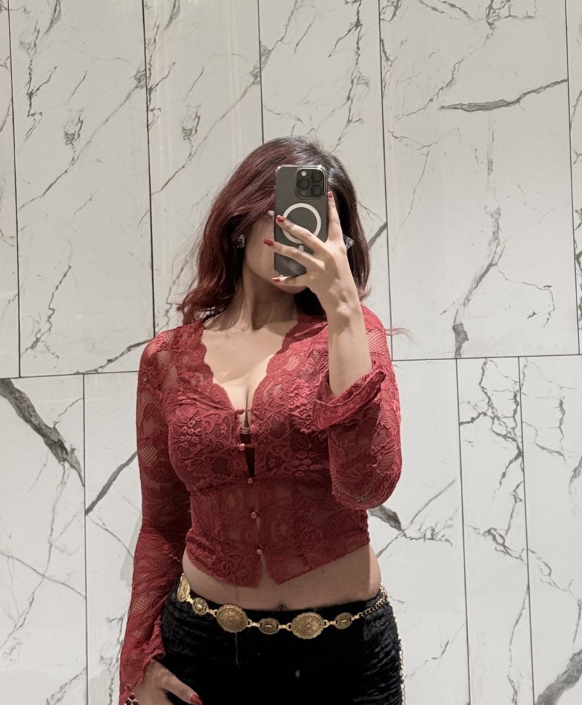 heyimsonali's tweet image. Fit check &amp;lt;3